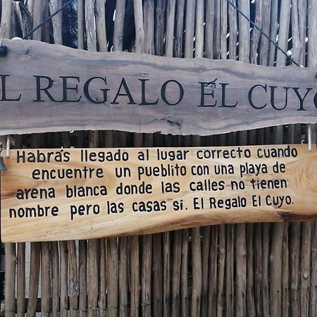 El Regalo El Cuyo Hotel Exterior photo