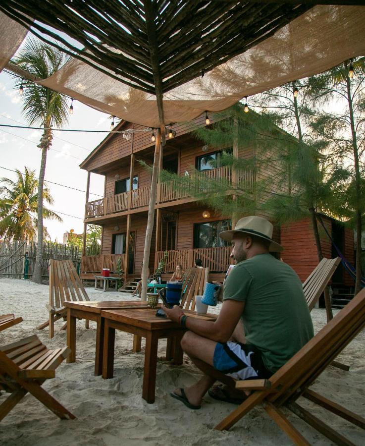 El Regalo El Cuyo Hotel Exterior photo